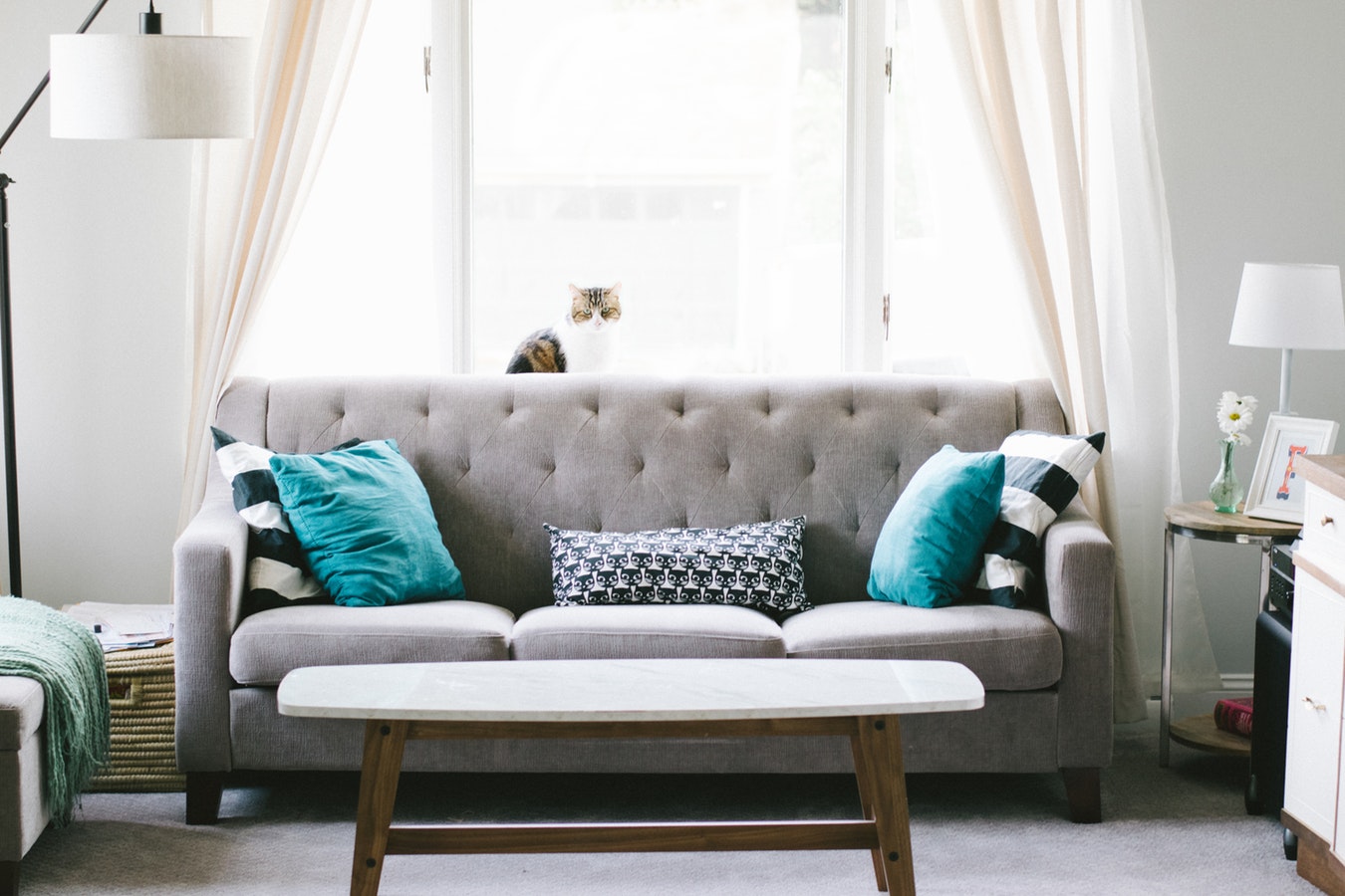 Vintage Decor Tips: What Trendy Homeowners Should Know