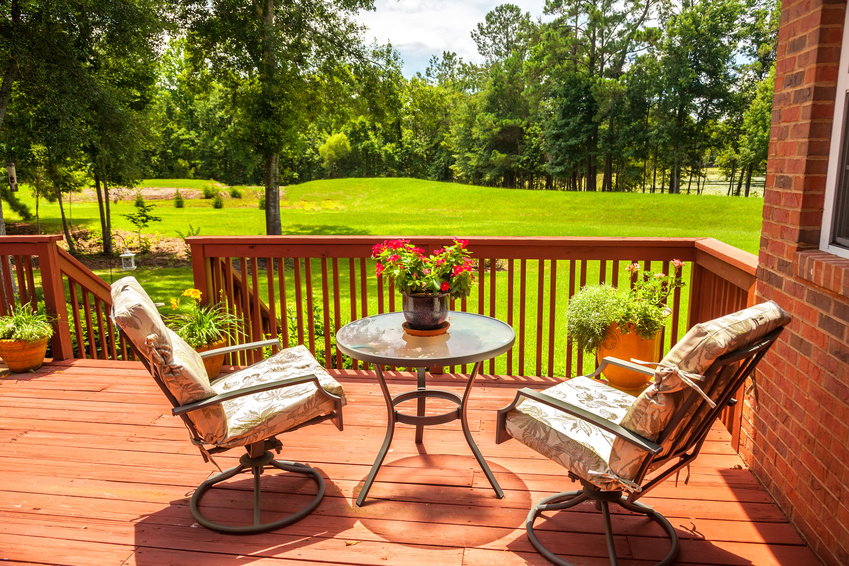 Decorating Your Patio With Outdoor Furniture? Don't Make These Common Mistakes